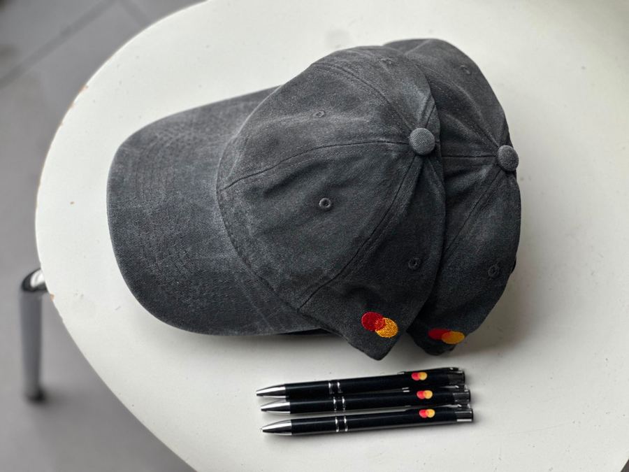 Gorras bordadas o estampadas para despedida de soltera